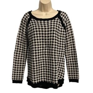 White and Black Boat Neck‎ Sweater Tag Cut Measures Medium to Large